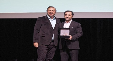 Koç Üniversitesi'nin 30. yılında 30 Öğrenci Üstün Başarıları İçin Ödüllendirildi