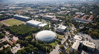 Ege Üniversitesi, Türkiye’de ilk 5’te…