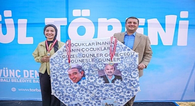 Gökyüzü Rengarenk Oldu