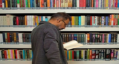 Kitap kurtları, İzmir’in kütüphanelerini çok sevdi