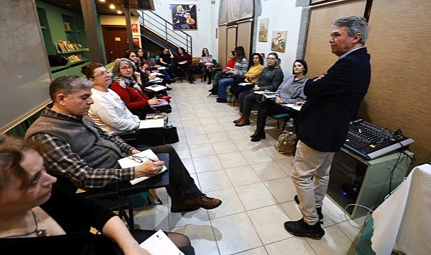 Anlatılmayanların izinde