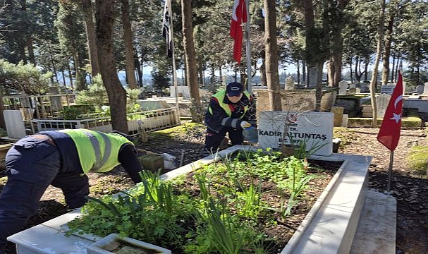 Torbalı Belediyesi’nden Şehit Kabirlerine Vefa Dokunuşu