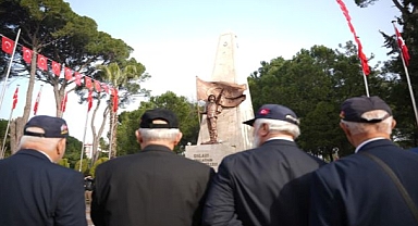 Torbalı’da Çanakkale Zaferi’nin 111. yılı çelenk töreniyle anıldı