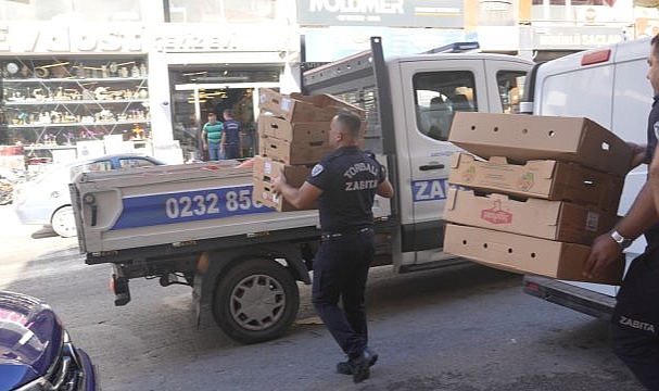 Torbalı’da Kaldırım İşgaline Geçit Yok!